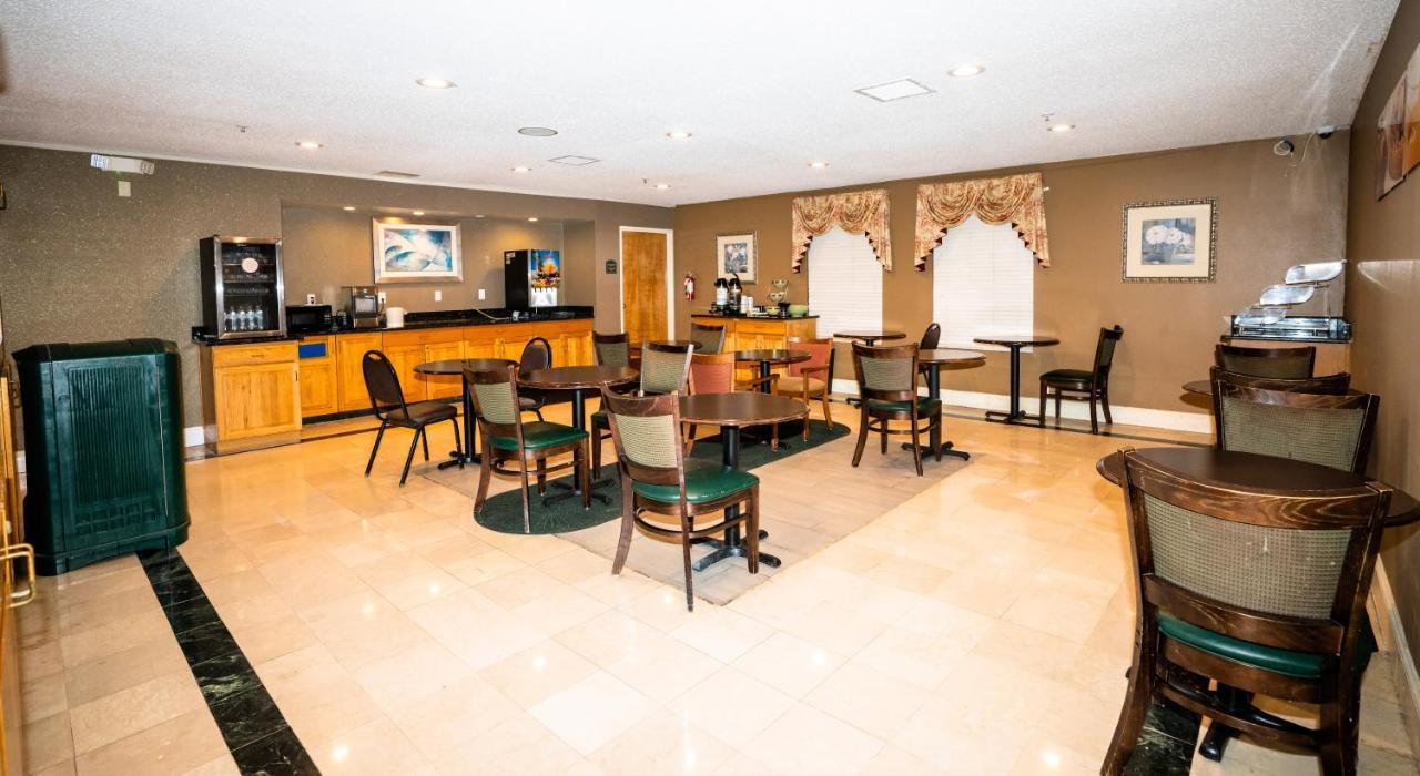 Econo Lodge Raleigh Buitenkant foto
